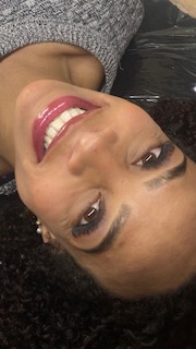 Sobrancelha feita pela KS Studio Glamour