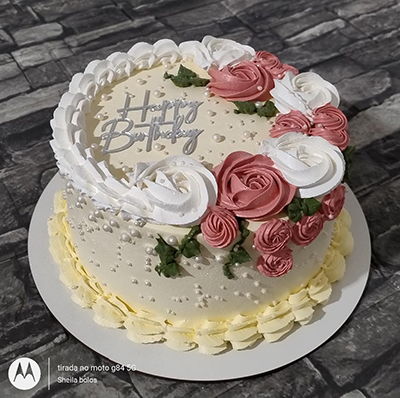 Sheila Confeitaria Bolo de Aniversário