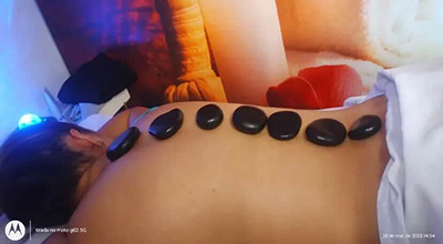 Massagem Pedras Quentes do Toque da Beleza