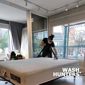 Wash Hunters Limpando Colchão